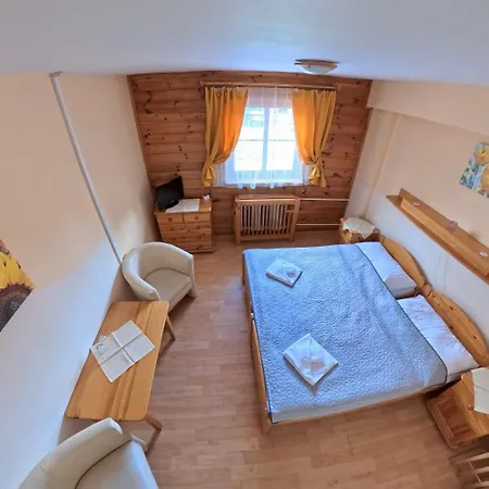 Penzion Una Gæstehus 3*