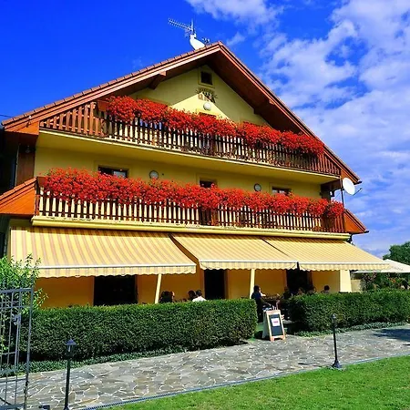 Penzion Una Vendégház